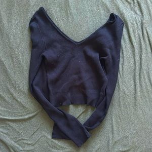 Black off the shoulders crop top.